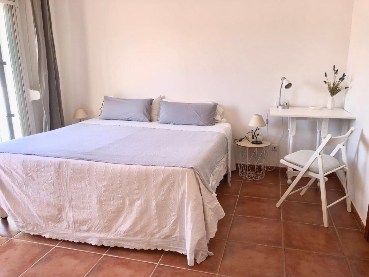 Charming 1 Bedroom With Shared Kitchen Next To Puerto Banus *